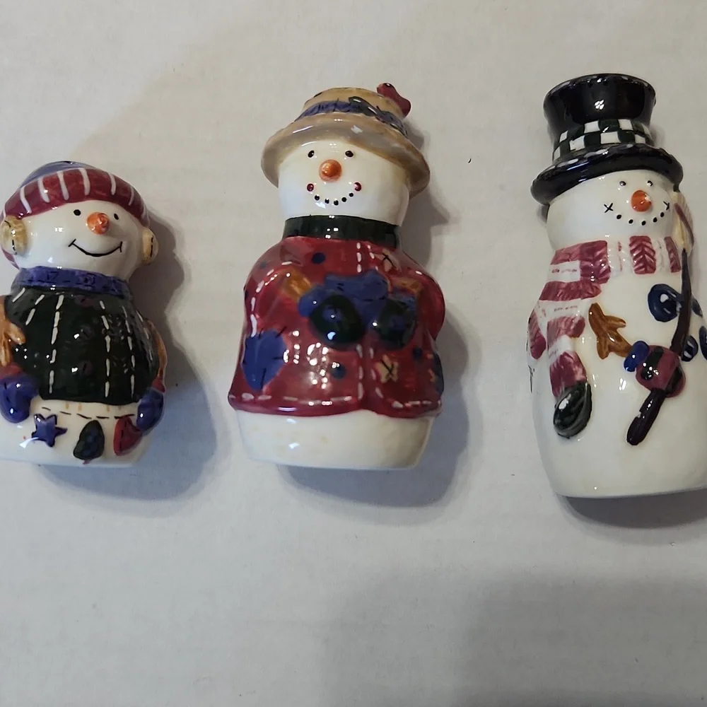 Ceramic Snowman Salt and Pepper Shakers